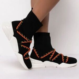 Azaela Wang Sneaker Size 9